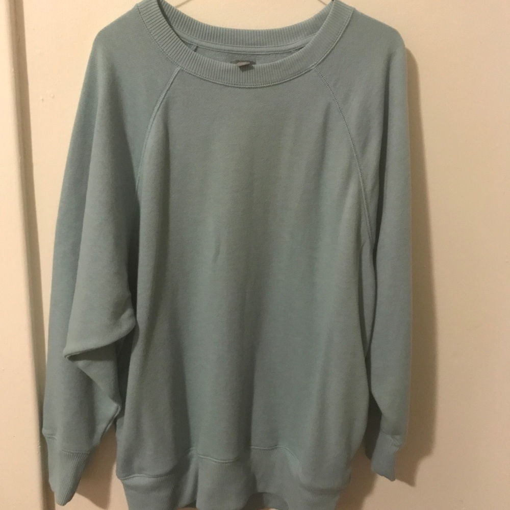 Aerie pull over